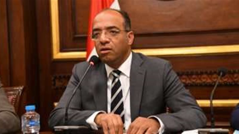 النائب علي مهران