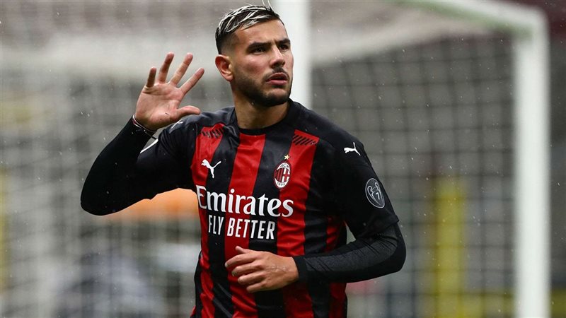 تيو هيرنانديز لاعب