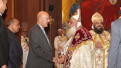 أحمد صبور يشارك الأقباط احتفالاتهم بعيد الميلاد المجيد في كنائس التجمع الخامس