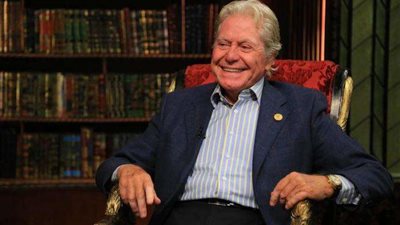 حسين فهمي: رفضت في البداية دوري في فيلم الإسكندراني لكن خالد يوسف أقنعني