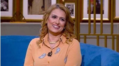 سيمون تعتزم تقديم عمل فني عن ليلي مراد وأنور وجدي