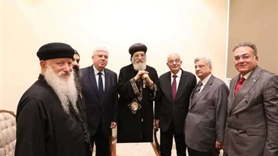 وزيرا «التعليم» والتعليم العالي يهنئان البابا تواضروس بعيد الميلاد المجيد