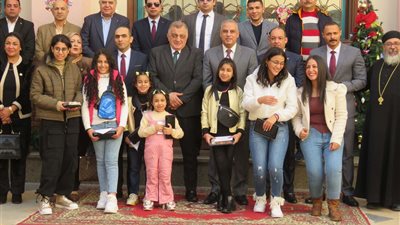 مدير أمن سوهاج في زيارة خاصة لمطرانية المحافظة للتهنئة بالعيد الميلاد المجيد