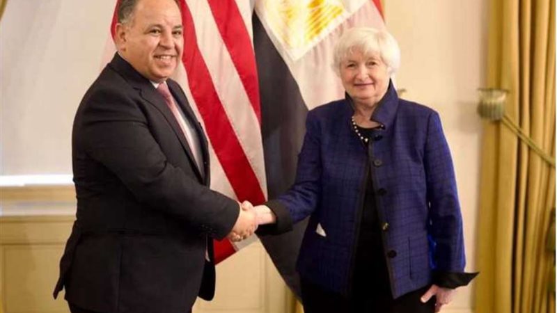 خلال لقاء معيط في
