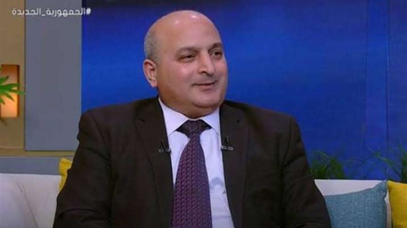 الدكتور أحمد السيد