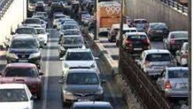 نشرة مرور «بلدنا اليوم»: تباطؤ حركة سير السيارات بالقاهرة والجيزة