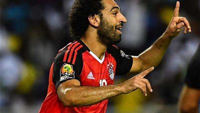 بعد هدفي موزمبيق.. صلاح ومصطفى محمد يكسران رقم جديد في عهد فيتوريا