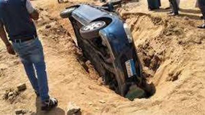 مصرع 3 أشخاص إثر سقوط سيارة داخل حفرة بالمريوطية