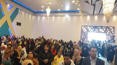 «تضامن سوهاج» تسليم 3 ألاف كارت تكافل وكرامة للأسر المستحقة