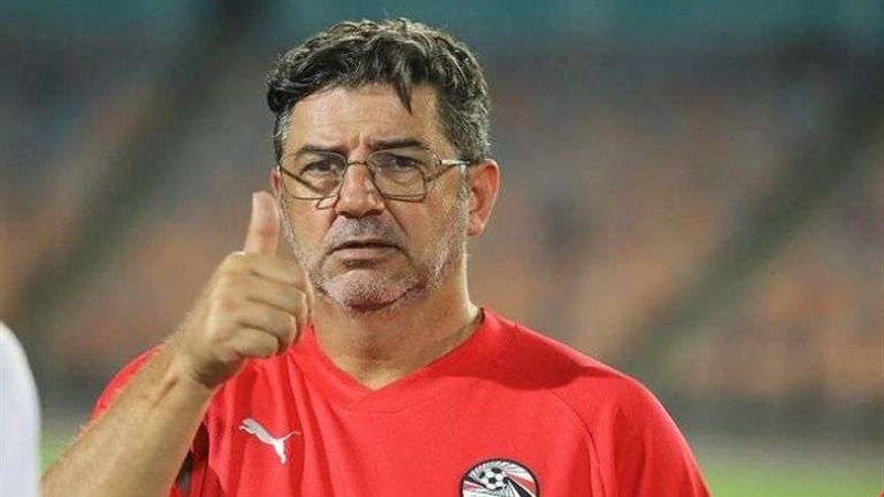 روي فيتوريا مدرب