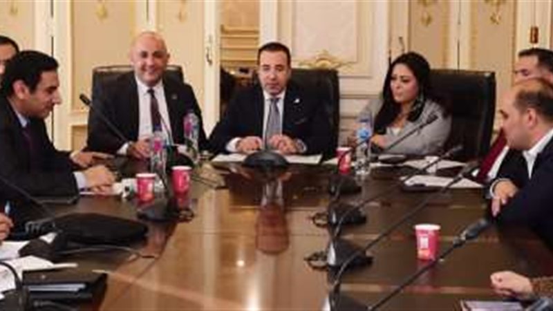 لجنة الاتصالات وتكنولوجيا