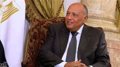 نيابة عن السيسي.. وزير الخارجية يتجه إلى العاصمة الأوغندية كمبالا