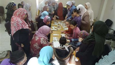 تحت شعار «علمني حرفه».. ختام دورة الحرف اليدوية بمركز شباب بيجام بالقليوبية