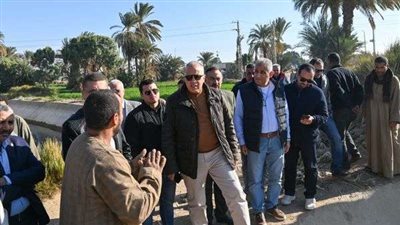 «سويلم» يتفقد مشروعات الموارد المائية والري بمحافظة أسوان