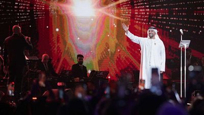 حسين الجسمي يعرض 22 أغنية من حفلة مفاجآت صيف دبي