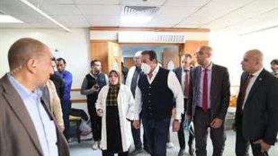 في جولة مفاجئة.. وزير الصحة يحيل المتغيبين بمستشفى بني سويف التخصصي للحقيق