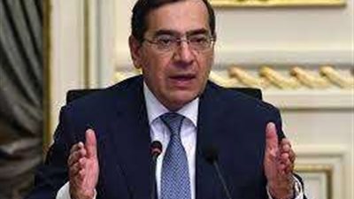 وزير البترول يبحث مع رئيس مجموعة 