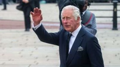الملك تشارلز الثالث يخضع لإجراء طبي يتعلق بتضخم البروستاتا