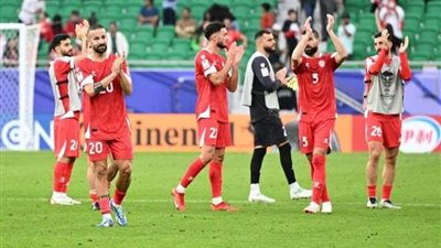 لبنان تودع أمم آسيا وطاجيكستان ترافق قطر بدور الـ16
