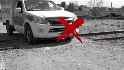 النقل تطالب المواطنين بعدم إقامة معابر غير شرعية على قضبان السكك الحديدية