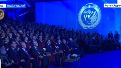 الرئيس السيسي يشاهد فيلمًا تسجيليًا بعنوان 