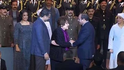 سميحة أيوب توجه رسالة تقدير لـ السيسي: الشعب كله حاسس بالأمن والأمان