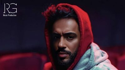 رامي جمال يروج لآخر أغاني دراما الشتاء «ابن امبارح»
