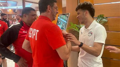 إمام عاشور يغادر المستشفى واستقبال خاص من الجهاز الفنى واللاعبين