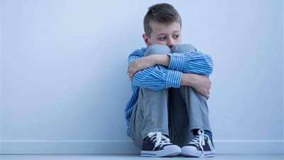 أعراض مرض التوحد وطرق الوقاية.. استشاري تغذية يوضح