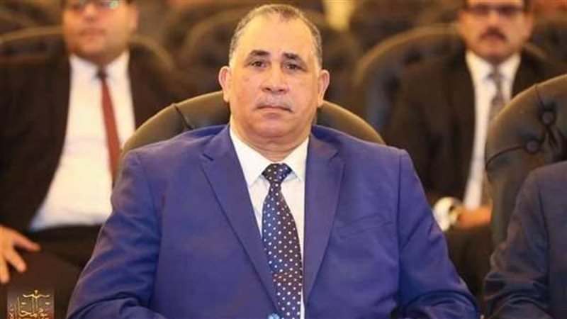 نقيب المحامين