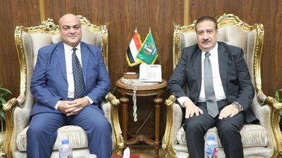 محافظ المنوفية يستقبل رئيس الجهاز التنفيذى للهيئة العامة لمحو الأمية وتعليم الكبار