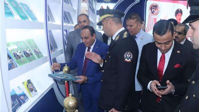 تحت شعار نصنع المعرفة نصون الكلمة.. طلاب جامعة سوهاج يشاركون بفعاليات معرض القاهرة الدولي للكتاب