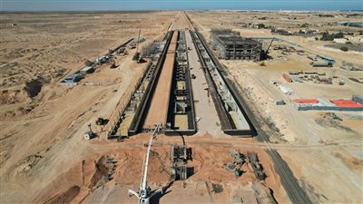 النقل توضح نسب تنفيذ محطة العلمين للقطار السريع