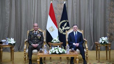 وزير الداخلية يستقبل وزير الدفاع ورئيس الأركان وكبار رجال القوات المسلحة للتهنئة بعيد الشرطة