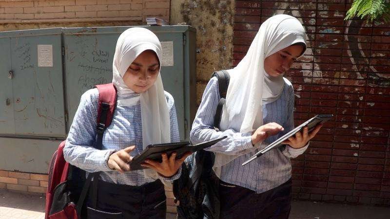 طالبات الثانوية العامة