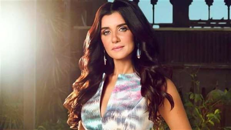 الفنانة غادة عادل