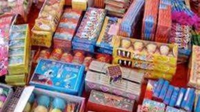 حبس سائق لحيازته 40 ألف قطعة ألعاب نارية في الهرم