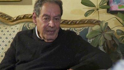 الموت يغيب الشاعر مجدي نجيب