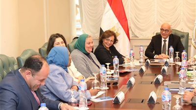 وزير التعليم يبحث مع القومي للطفولة والأمومة تعزيز التعاون لحماية الطفل