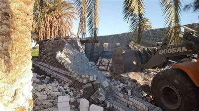 محافظ المنيا : التنسيق مع الجهات الأمنية لإزالة التعديات على الأراضي الزراعية