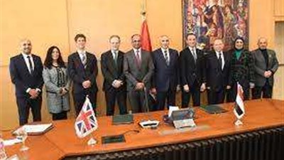 مصر والمملكة المتحدة توقعان مذكرة تفاهم بشأن المدن والبنية التحتية المستدامة