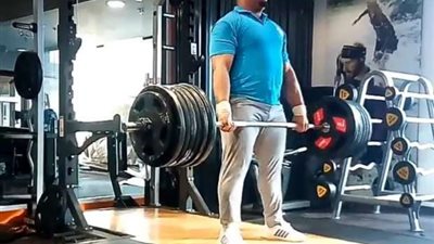 «الدبابة» حامد خلاف يحصد الميدالية الذهبية في بطولة كأس العالم بشرم الشيخ