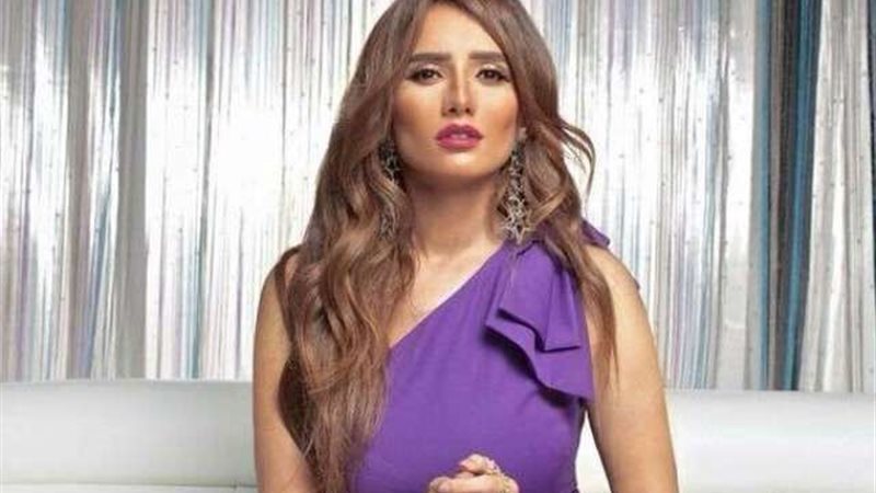 الفنانة زينة