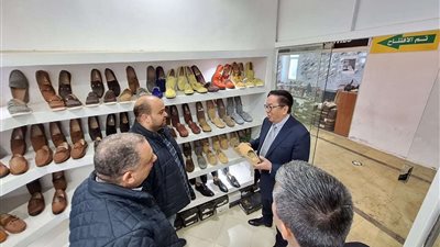 مدينة الجلود تستقبل سفير كازاخستان للتعريف بجودة المنتجات والترويج للصادرات المصرية