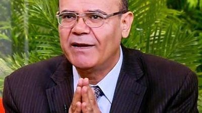 عضو الجمعية العمومية يشدد على ضرورة عمل محاضرات لتعليم الطلاب كيفية التعامل مع نزلات البرد