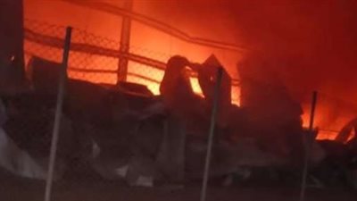 إصابة 4 أشخاص من رجال الإطفاء في حريق داخل مصنع طوب بالبحيرة