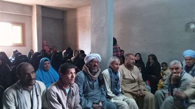 أسبابه وأعراضه.. الطب البيطري بسوهاج يُدشن ندوة عن الجلد العقدي