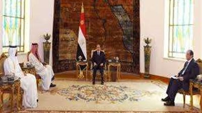السيسي يستعرض جهود وقف إطلاق النار في غزة مع رئيس وزراء قطر