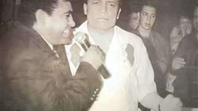 كرم أخلاق عادل إمام: موقف إنساني مع أحمد عدوية في محنته  (فيديو)