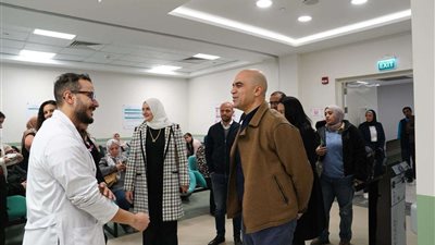 الغرفة التجارية بالجيزة تبحث دعم المعارض النوعية لمحاربات مؤسسة بهية